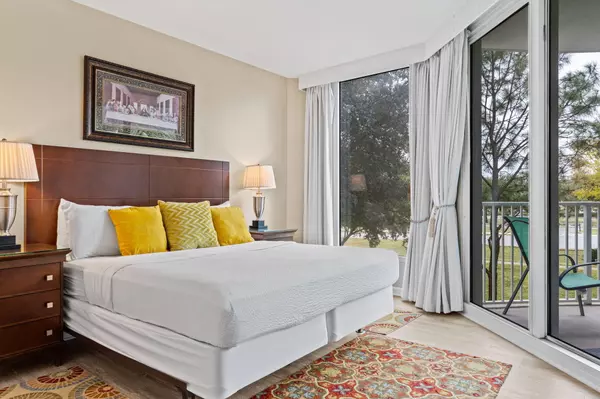 Destin, FL 32541,4207 Indian Bayou Trail  #2212