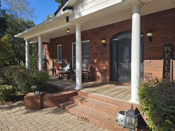 Defuniak Springs, FL 32435,75 Evergreen Parkway