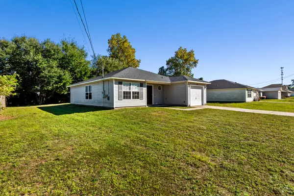 Gulf Breeze, FL 32563,1982 Pentagon Street