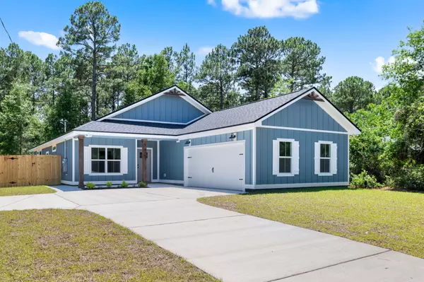 8188 Mercado St Street, Navarre, FL 32566