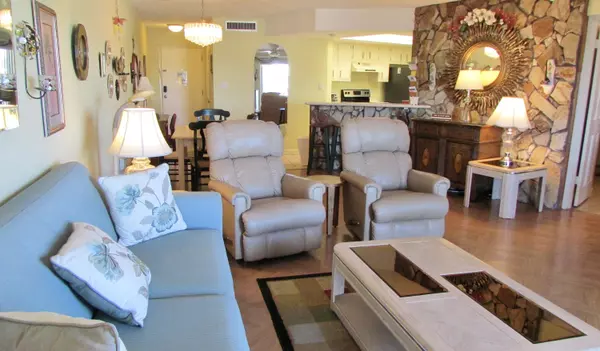 Fort Walton Beach, FL 32548,909 Santa Rosa Boulevard #555