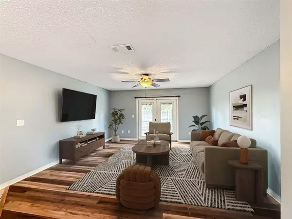 Crestview, FL 32536,312 Apple Drive