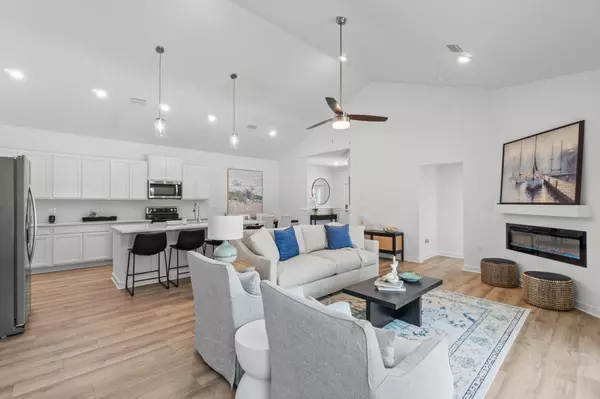 Freeport, FL 32439,165 Sweetclover Street