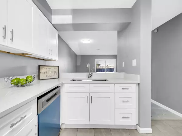 Destin, FL 32541,734 Legion dr #64