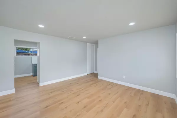 Fort Walton Beach, FL 32548,9 NW Highland Drive