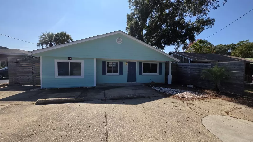 31 NE Kelly Avenue, Fort Walton Beach, FL 32548
