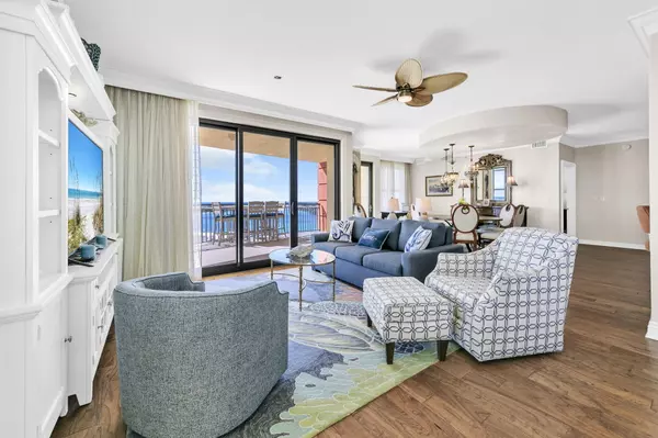 Destin, FL 32541,10 Harbor Boulevard #W325