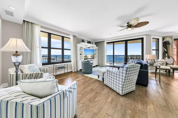 Destin, FL 32541,10 Harbor Boulevard #W325