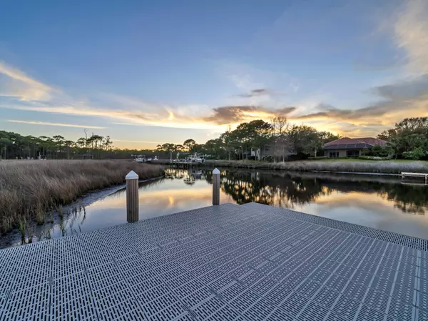 Destin, FL 32541,330 Kelly Plantation Drive