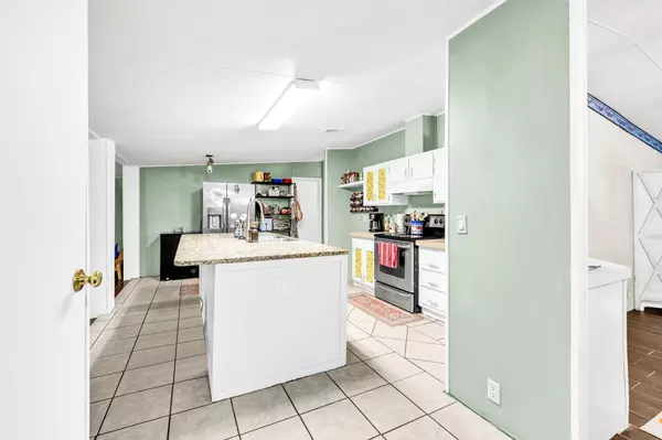 Freeport, FL 32439,2236 Old Jolly Bay Road