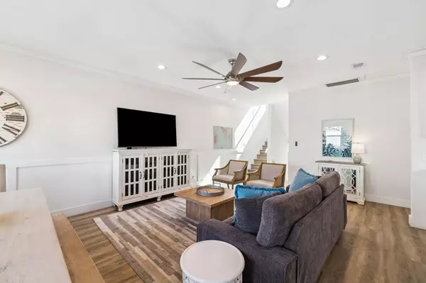 Miramar Beach, FL 32550,10 Blue Surf Lane