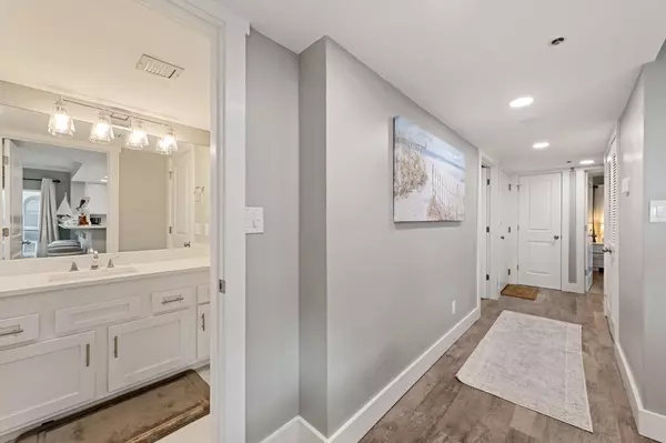 Fort Walton Beach, FL 32548,1114 Santa Rosa Boulevard #206