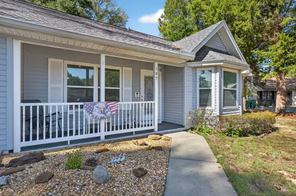 105 Cedar Point Road, Crestview, FL 32539