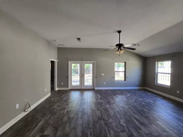 Navarre, FL 32566,2355 Avenida de Sol