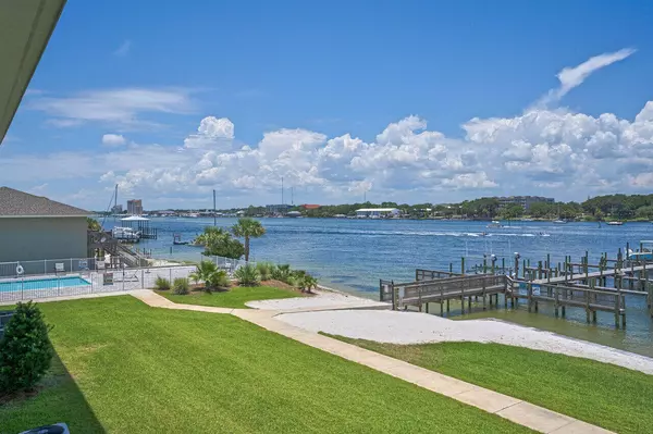 Fort Walton Beach, FL 32548,340 Bluefish Drive #105