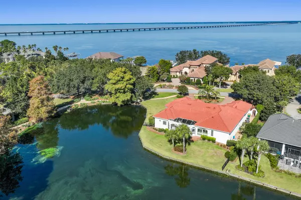 Destin, FL 32541,459 Captains Circle