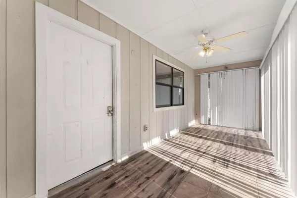 Freeport, FL 32439,1182 State Hwy 20