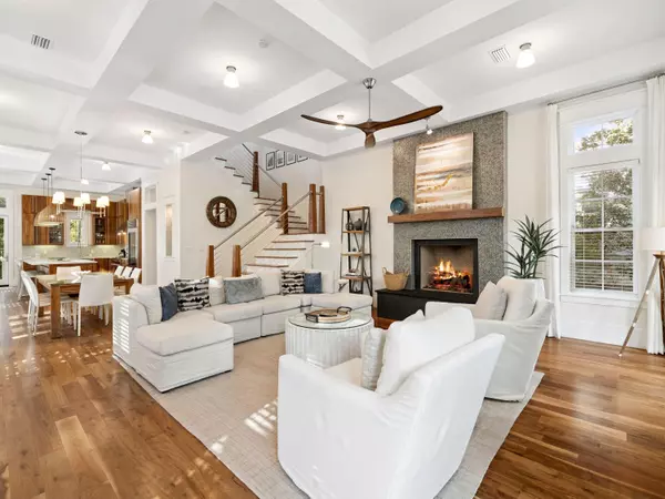 Santa Rosa Beach, FL 32459,445 W Lake Forest Drive