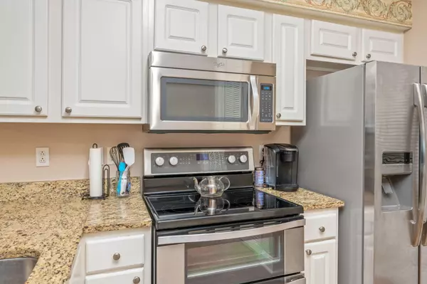 Fort Walton Beach, FL 32548,5 Laguna Street #104