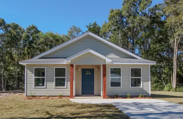 374 S 20th Street, Defuniak Springs, FL 32435