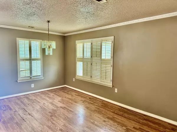 Crestview, FL 32536,308 Island Drive