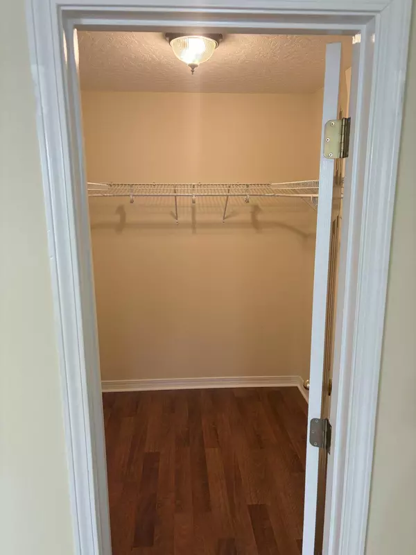 Mary Esther, FL 32569,506 SKYLARK Road