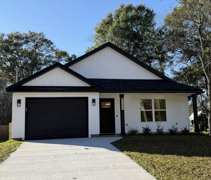 8090 Third Street, Laurel Hill, FL 32567