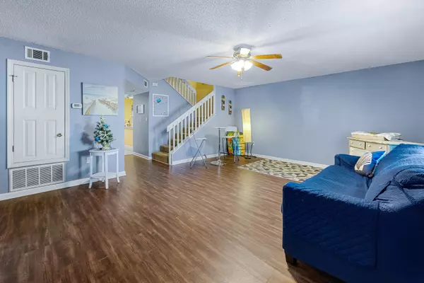 Fort Walton Beach, FL 32547,940 Central Avenue #18