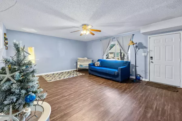 Fort Walton Beach, FL 32547,940 Central Avenue #18