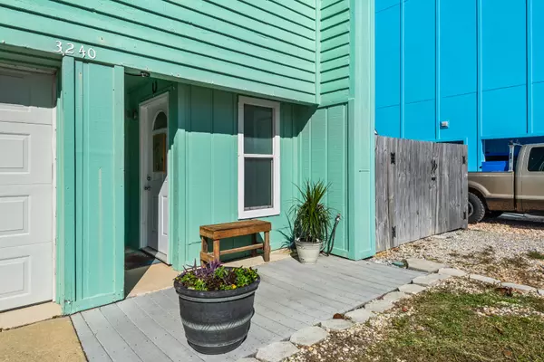 Gulf Breeze, FL 32563,3240 Quietwater Lane