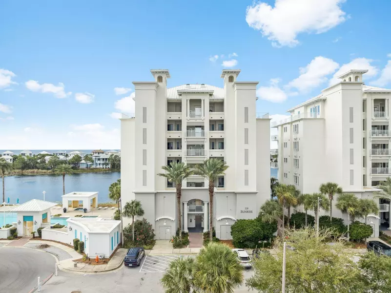 118 Carillon Market Street  #UNIT 102, Panama City Beach, FL 32413
