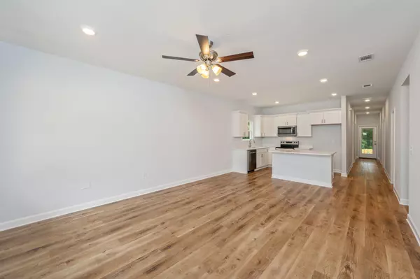 Crestview, FL 32539,581 Brock Avenue