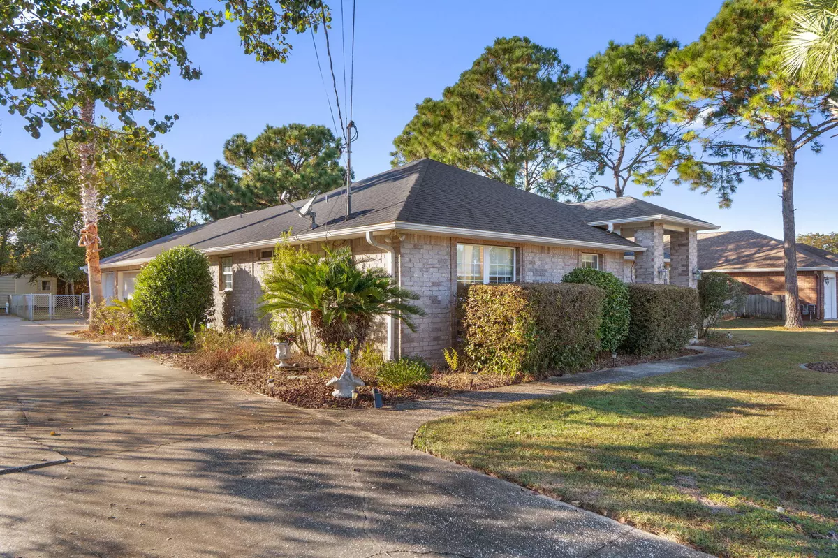 Navarre, FL 32566,2061 Bahama Drive