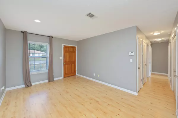 Crestview, FL 32539,516 Stillwell Boulevard