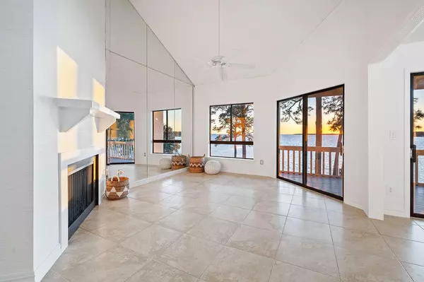 Niceville, FL 32578,48 Marina Cove Drive #302A