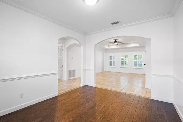 Fort Walton Beach, FL 32547,206 Forest Drive