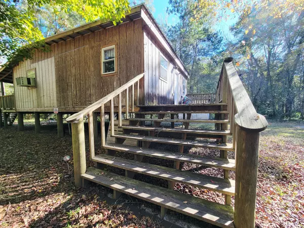 Ponce De Leon, FL 32455,1907 River Road