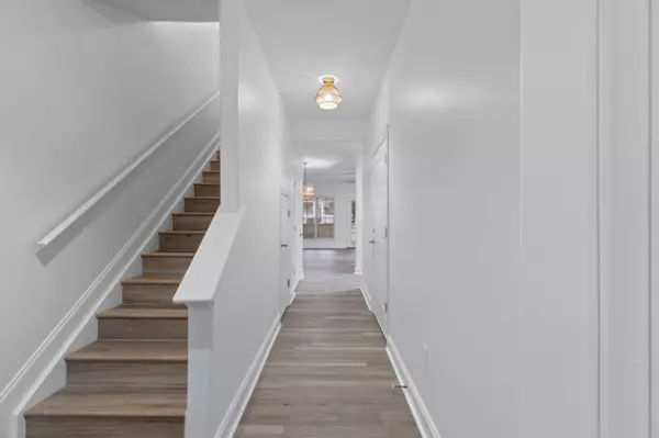 Destin, FL 32541,245 Mattie M Kelly Boulevard