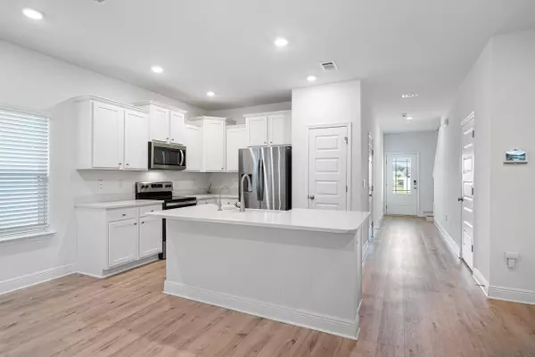 Destin, FL 32541,38 Redbird Loop