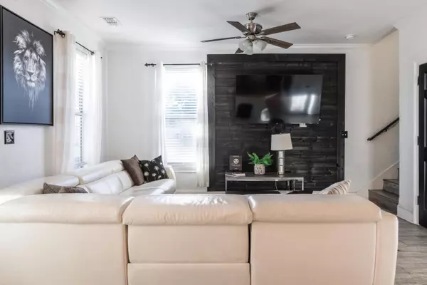 Destin, FL 32541,4555 Village Way