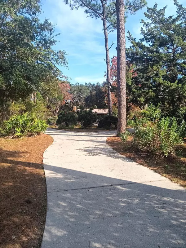 Shalimar, FL 32579,11 Poquito Road