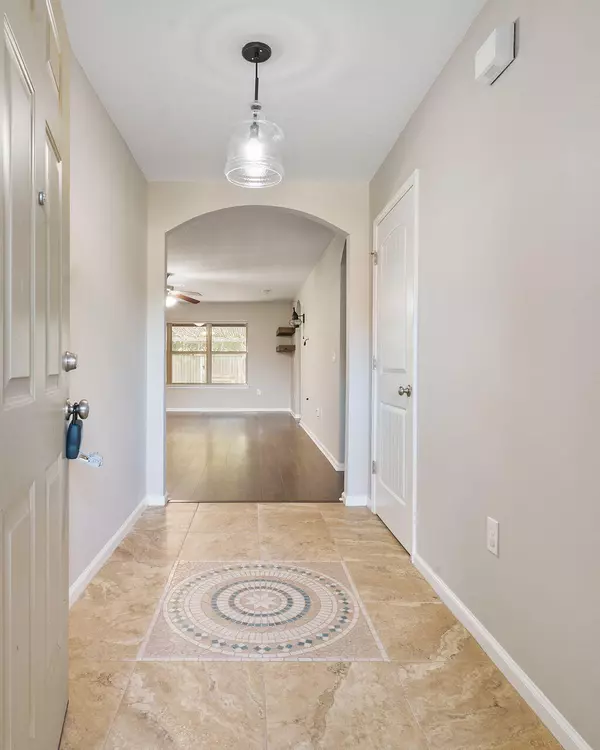 Pace, FL 32571,4889 Spears Street