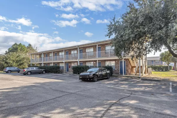 502 Channel Marker Street  #1, Mary Esther, FL 32569