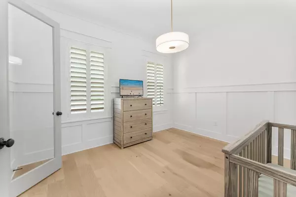 Destin, FL 32541,4049 N Indian Bayou