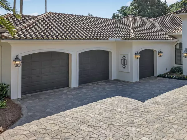 Destin, FL 32541,355 Kelly Plantation Drive