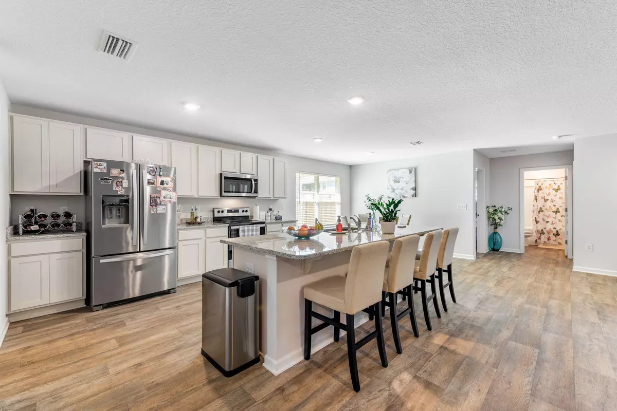 Pensacola, FL 32526,3899 Larry Furr Way