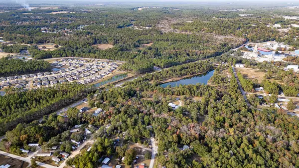 Freeport, FL 32439,78 April Court