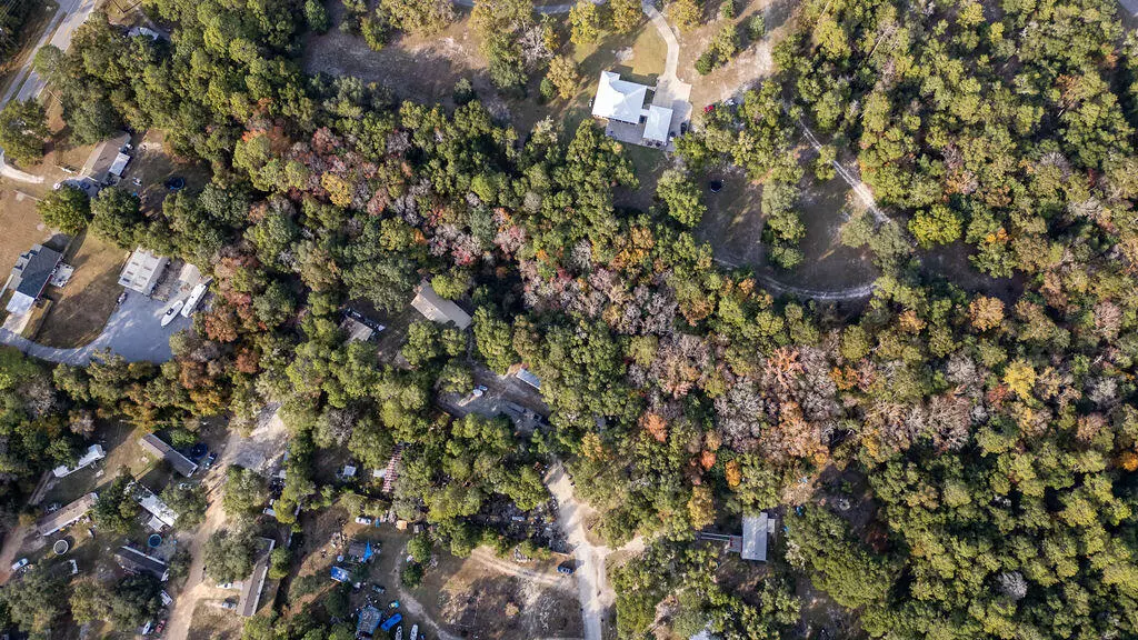 Freeport, FL 32439,78 April Court