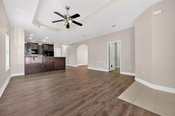 Pensacola, FL 32534,1433 Claridge Place