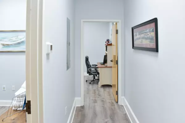 Destin, FL 32541,151 Regions Way #6B